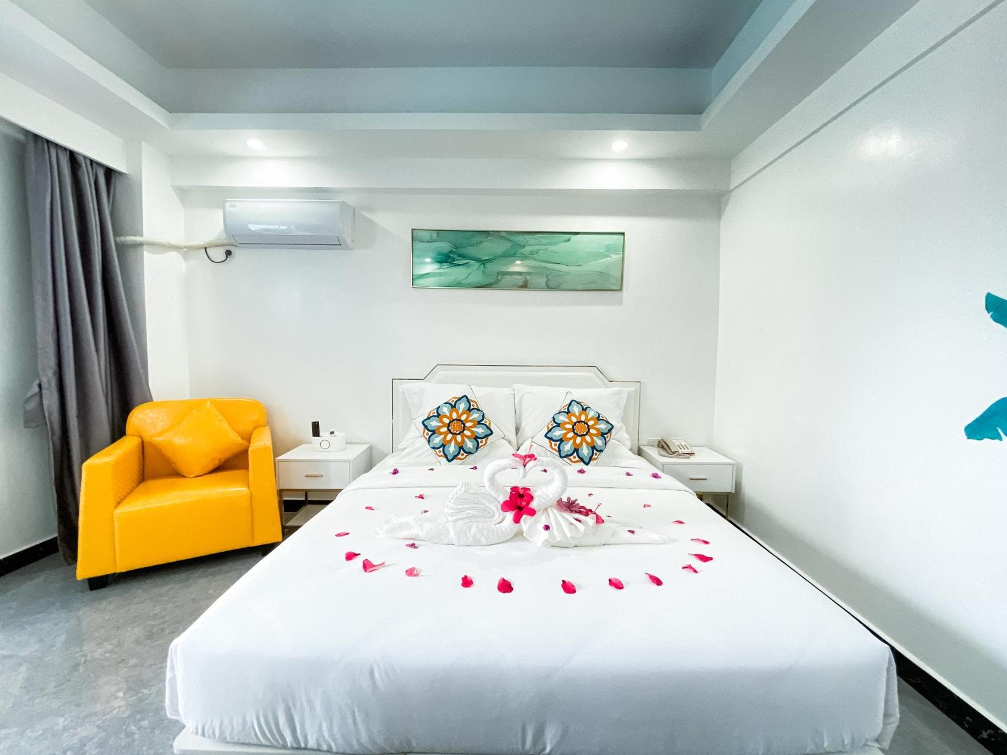 Bohol Dolphin Bay Resort Panglao Exterior foto